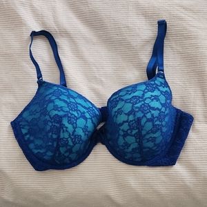 Victoria's Secret Blue Lacy bra NWOT